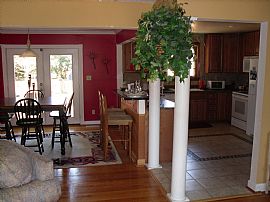 3 Br 2 Ba Corner Beauty in Norfolk, VA (Photo 3 of 5)