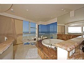 Distinctive 6 Bedroom Ocean Front Home with Unique Design  in San Diego, CA (Photo 6 of 7)