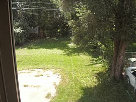 Lovely 3 Bedroom Upper Apartment near Villard and Sherman Blvd in Milwaukee, WI (Photo 5 of 5)