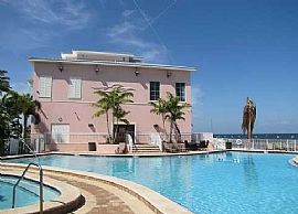 Waterfront 1 Bedroom Condo with 800 Sq. Ft. - 1/2 Month Free in Saint Petersburg, FL (Photo 10 of 12)