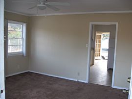 Beautiful 2 Bedroom Home with Unattached Cottage - Available in Escondido, CA (Photo 7 of 7)