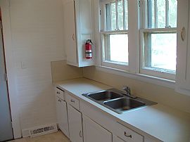 Terrific 2 Bedroom Home with 2 Bonus Bedrooms  in Albemarle, NC (Photo 3 of 8)