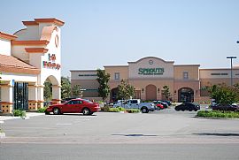 Beautiful 2 Bedroom Condo Near Shopping Center in Riverside, CA (Photo 7 of 8)