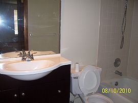 Newly Updated 3 Bedroom Duplex Home in Great Location in Overland Park, KS (Photo 3 of 4)