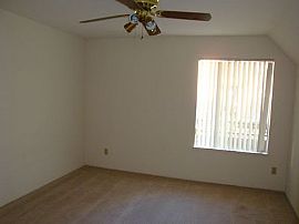 Nice 1 Br Condo with W/d in Villa Vicenza Near U.C.S.D/u.T.C. in San Diego, CA (Photo 3 of 4)