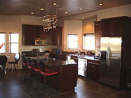 Stylish 4 Bedroom Dream Home in Cave Creek with Gourmet Kitchen in Cave Creek, AZ (Photo 3 of 3)