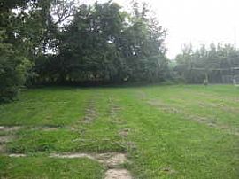 2 Bed Newly Rennovated Near Lake and Downtown in Oshkosh, WI (Photo 4 of 4)