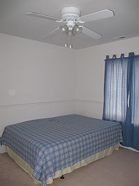Nice Room For Rent with Amenities - Hot Deal - Hot Location in Plainfield, IL (Photo 5 of 7)