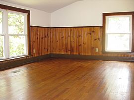 Newly Refurbished 2 Bedroom Home in Quiet - Private Setting in Sylva, NC (Photo 3 of 5)