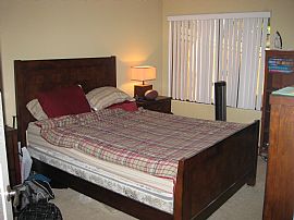 Spacious 3 Bedroom Condo with Vaulted Ceilings in Ontario, CA (Photo 5 of 6)