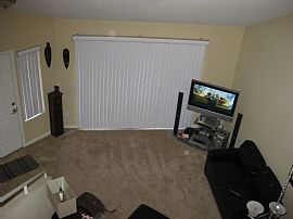 Spacious 3 Bedroom Condo with Vaulted Ceilings in Ontario, CA (Photo 6 of 6)