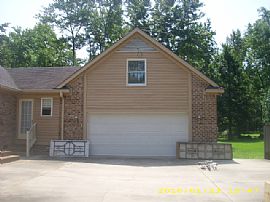 Very Clean 4 Bedroom Home - One Block From Waterway  in Myrtle Beach, SC (Photo 5 of 9)