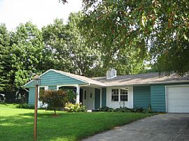 Peaceful 3 Bedroom Home On Purdue Kampen Golf Course!!  in West Lafayette, IN