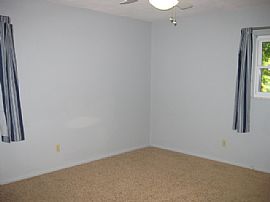 Peaceful 3 Bedroom Home On Purdue Kampen Golf Course!!  in West Lafayette, IN (Photo 6 of 7)