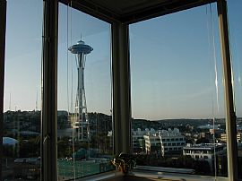 Comfy 2 Bedroom Condo with Spectacular Panoramic Views  in Seattle, WA (Photo 2 of 12)