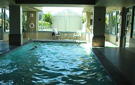 Comfy 2 Bedroom Condo with Spectacular Panoramic Views  in Seattle, WA (Photo 8 of 12)