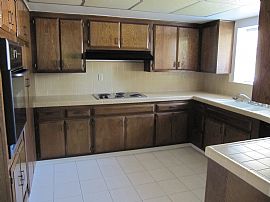 Fabulous, Large 2 Bedroom  Located in Park-Like Setting in Arcadia, CA (Photo 1 of 12)