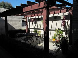 Fabulous, Large 2 Bedroom  Located in Park-Like Setting in Arcadia, CA (Photo 12 of 12)