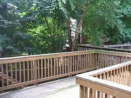 Nice Townhouse in Bethesda – Walk to Grosvenor Park Metro  in North Bethesda, MD (Photo 4 of 4)