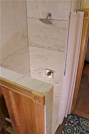 Spacious Private Suites in Historic Inn with Lake Views in Charlotte, VT (Photo 6 of 12)