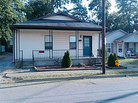 Newly Remodeled 4 Bedroom Home Across From Campus in Lexington, KY