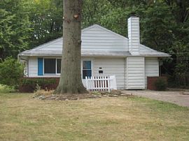 Great 3 Bedroom Ranch Home - Freshly Painted and New Carpeting in Avon Lake, OH