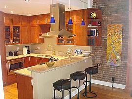 Luxury, Furnished 1 Bedroom Apartment in Ideal Location in Boston, MA (Photo 3 of 7)