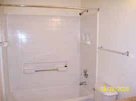 Great 3 Bedroom - 2 Bath Condo For Rent in Las Vegas, NV (Photo 8 of 12)