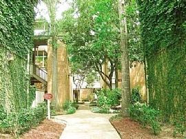 2 Bedroom Near Nassau Bay to Clear Lake City in Houston, TX