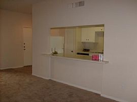 2 Bedroom Near Nassau Bay to Clear Lake City in Houston, TX (Photo 12 of 12)