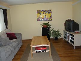 Well Maintained 3 Bedroom Home with Wood Floors - Near Metro in Hyattsville, MD (Photo 2 of 11)