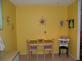 Well Maintained 3 Bedroom Home with Wood Floors - Near Metro in Hyattsville, MD (Photo 4 of 11)