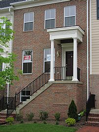 Cozy 3 Bedroom Townhouse - Open House - Sun. 8/29 1-6pm in Woodbridge, VA (Photo 2 of 5)
