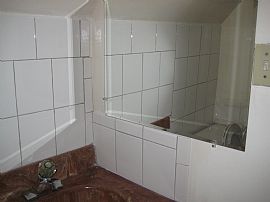 Exciting 2 Bedroom Home in Visitacion Valley Area in San Francisco, CA (Photo 11 of 11)