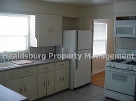 Enchanting 2 Bedroom Home with Old World Charm on Powell Avenue in Healdsburg, CA (Photo 2 of 3)