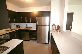 Your New 1 Bedroom Condo Home on 838 North Doheny Drive in West Hollywood, CA (Photo 5 of 6)