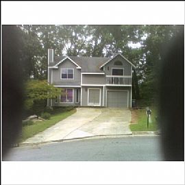 Lovely 3 Bedroom Home at End of Cul-De-Sac in Riverdale, GA