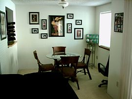 Comfortable 1 Bedroom Ground Floor Condo with Covered Patio in Everett, WA