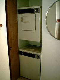 Comfortable 1 Bedroom Ground Floor Condo with Covered Patio in Everett, WA (Photo 6 of 11)