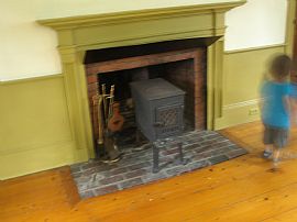 $1300 / 2br - 1,400 Sq.Ft. Home, 1 Bay Garage (hillsboro) in Hillsborough, NH (Photo 10 of 12)