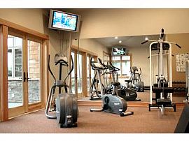 Furnished Luxury 2 Bedroom Vacation Condo  in Bellingham, WA (Photo 5 of 7)