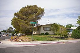 Newly Renovated 3 Bedroom Home with Den on Corner Lot in Boulder City, NV