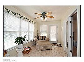 Gorgeous 5 Bedroom Home in Desired Community of Chesapeake in Chesapeake, VA (Photo 10 of 10)