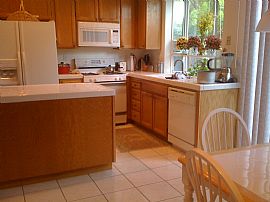 Beautiful 3 Bedroom Home in Very Quiet Community in Newark, CA (Photo 4 of 5)