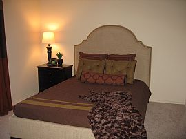 Exclusive 2 Bedroom Apartment -New Winter 2011 Specials!! in North Olmsted, OH (Photo 5 of 6)