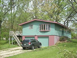 3 Br Home Park-Like Wooded Setting in Twin Lakes, WI