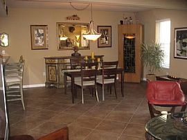 Comfy 1 Bedroom Condo with Den in Marina District - Lease/option in San Diego, CA (Photo 3 of 10)