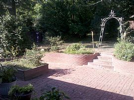 Beautiful 4 Bedroom Brick Home in Columbia, SC (Photo 3 of 6)