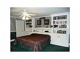 Charming 3 Bedroom Single Family Home with Garage and Workshop  in Italy, TX (Photo 3 of 4)