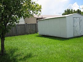 Sensational 3 Bedroom Home with Big Fenced-In Backyard in Kenner, LA (Photo 12 of 12)